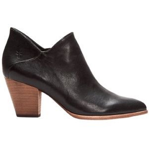 FRYE Reed Shootie Black Leather Stacked Heel Ankle Boot Bootie Western P…